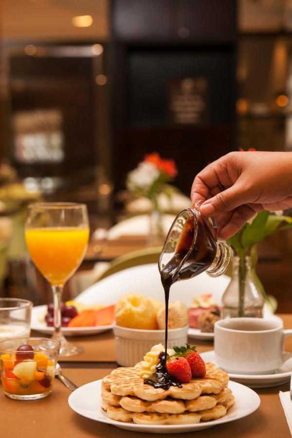 Hotel Intercity Aeroporto 4*