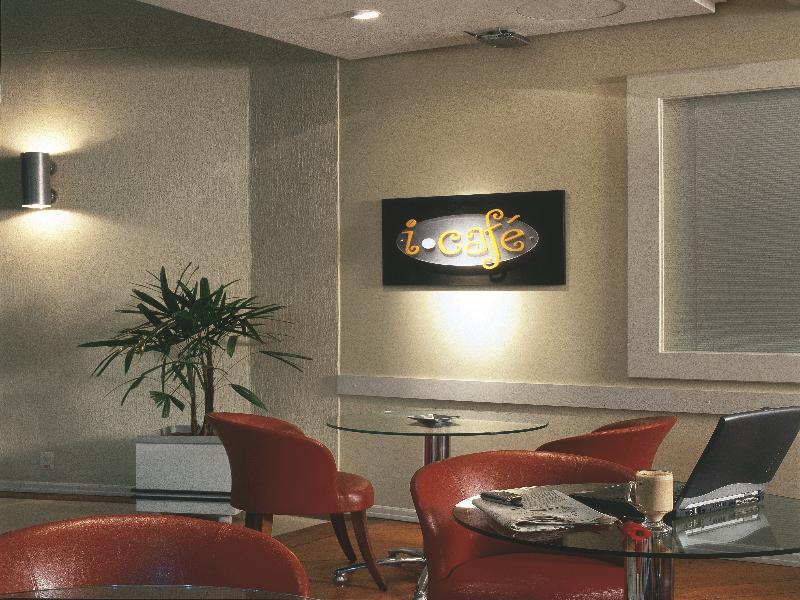 Hotel Intercity Aeroporto 4*